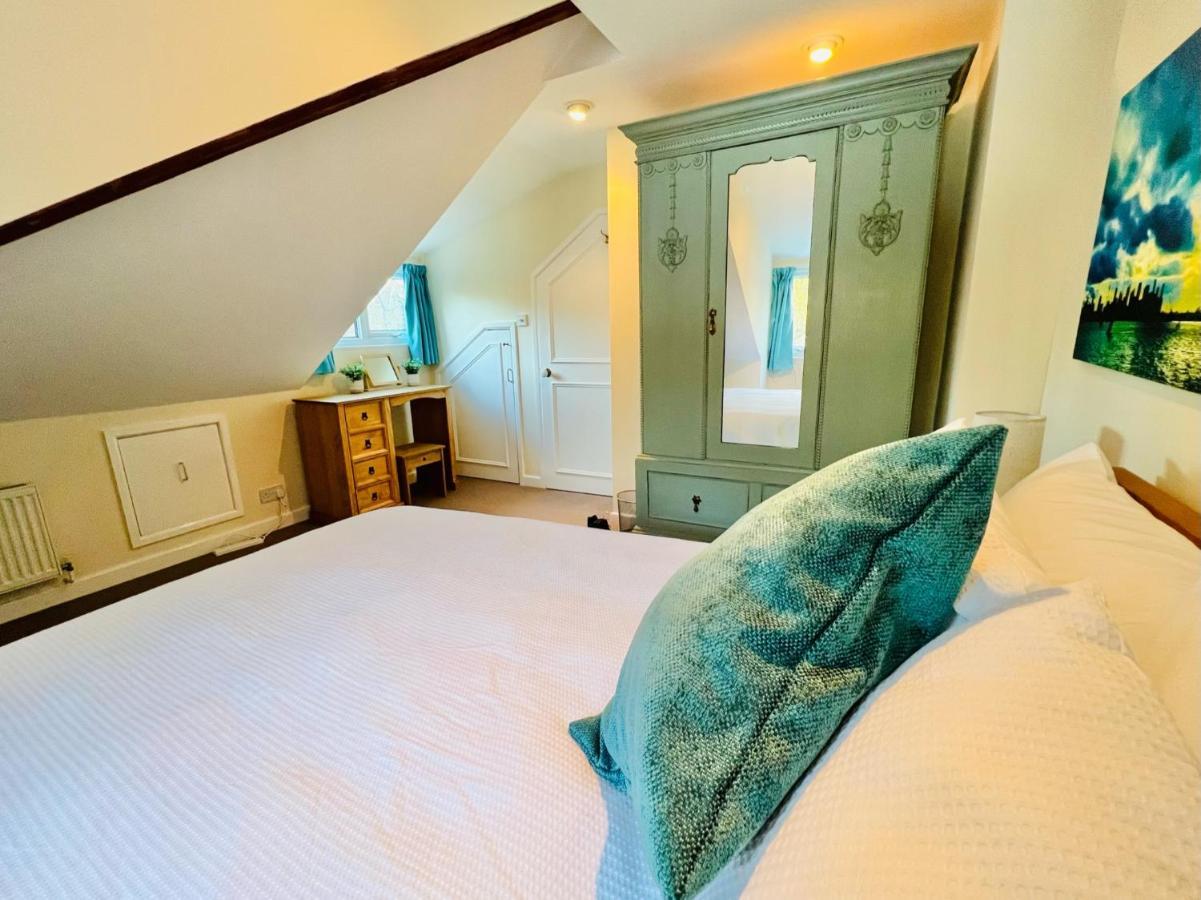 Dapps Hill Haven - Between Bristol And Bath, Both 9 Mins By Train! Keynsham Extérieur photo